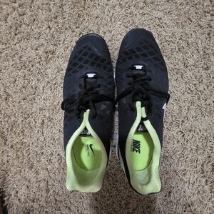 Nike Men's Black and Green Athletic Shoes